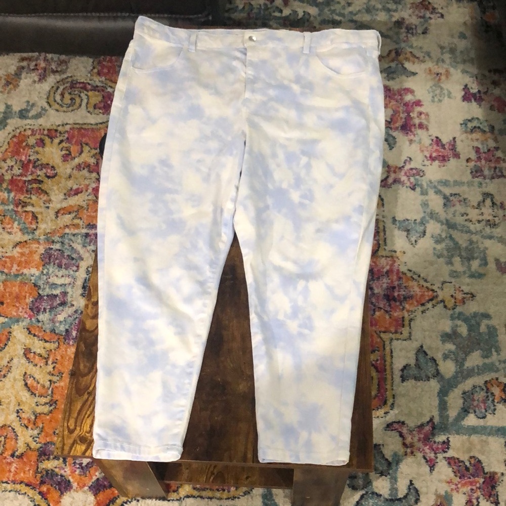 American Eagle- Super High-Rise Jegging Crop